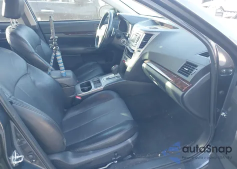 2013 Subaru Legacy 2.5I Limited из США, поврежденный, VIN 4S3BMCJ69D3005333